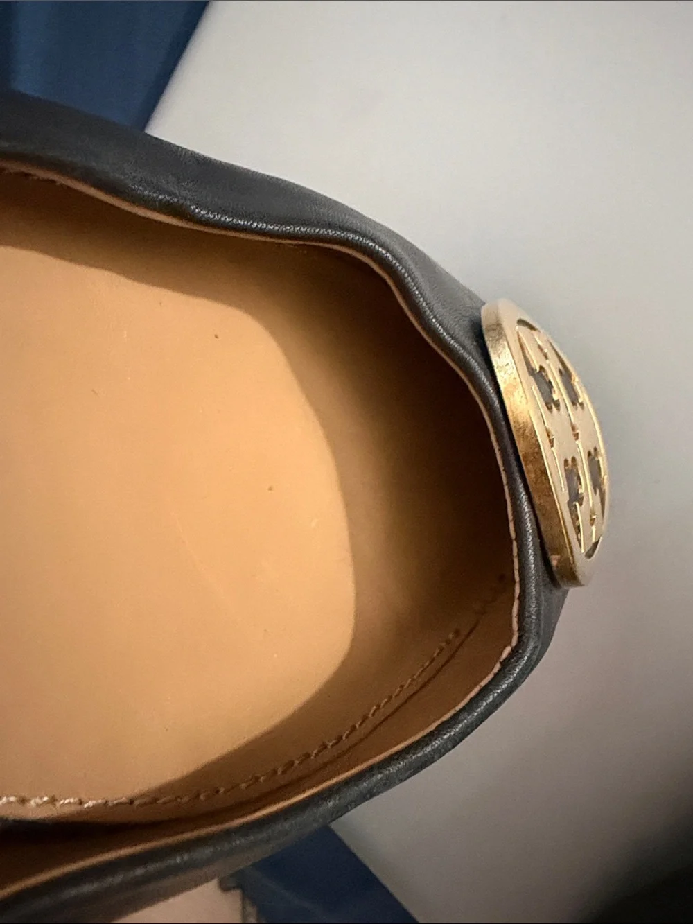 Tory Burch 8.5 Black Leather Logo Ballet Flats